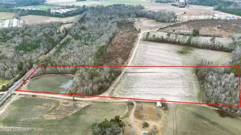 0 Bear Bay Rd, Lumberton, NC 28358