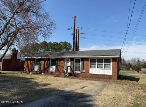 1614 Lexington Dr, Elizabeth City, NC 27909