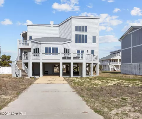 6618 W Beach Dr, Oak Island, NC 28465