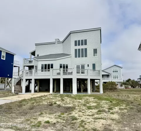 6618 W Beach Dr, Oak Island, NC 28465