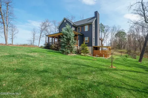 160 Mullis Rd, Harmony, NC 28634 photo 3