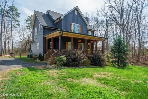 160 Mullis Rd, Harmony, NC 28634 photo 2