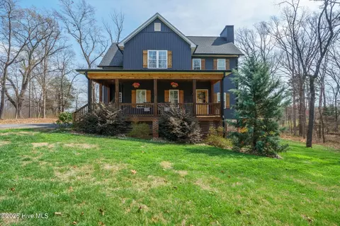 160 Mullis Rd, Harmony, NC 28634