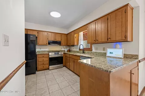 Kitchen - 820 Fields Rd, New Bern, NC 28560 photo 1 of 4