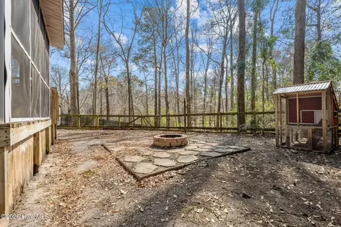 Exterior - 820 Fields Rd, New Bern, NC 28560 photo 11 of 15