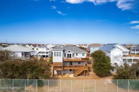 Exterior - 632 Myrtlewood Ct, Corolla, NC 27927 photo 9 of 10