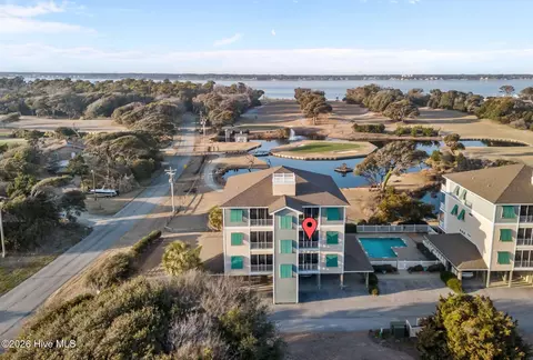 112 Oakleaf Dr #1002-A, Pine Knoll Shores, NC 28512