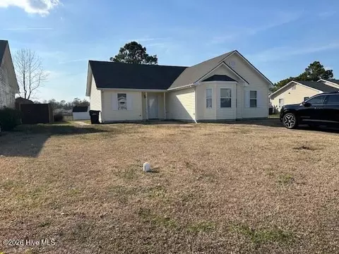 1003 Sundown Dr, Elizabeth City, NC 27909