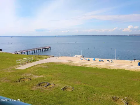 1550 Salter Path Rd #209, Indian Beach, NC 28512