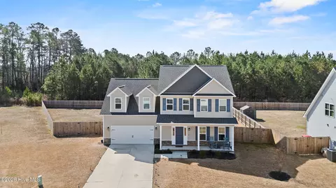 View/Area - 406 Silverstone Pl, Hubert, NC 28539 photo 2 of 9