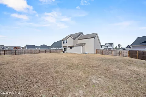 Exterior - 406 Silverstone Pl, Hubert, NC 28539 photo 6 of 7