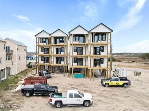 209 Shell Rd #3B, Surf City, NC 28445