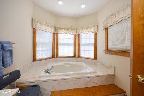 Bath - 10723 Keener Rd, Faison, NC 28341 photo 3 of 5