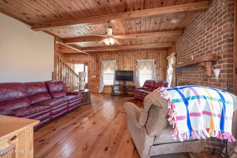 Living - 10723 Keener Rd, Faison, NC 28341 photo 1 of 1