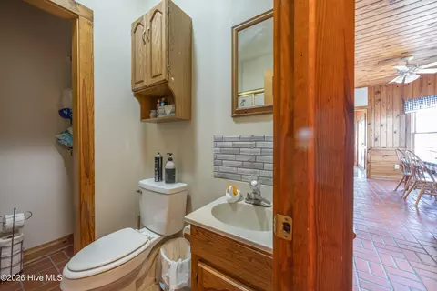 Bath - 10723 Keener Rd, Faison, NC 28341 photo 1 of 5