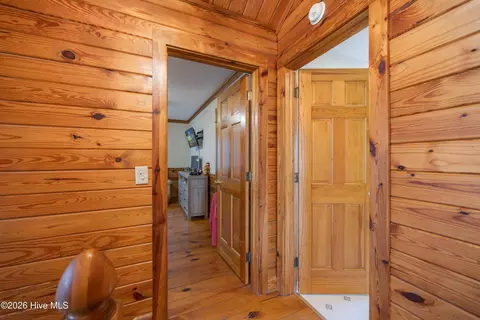 Entry Way - 10723 Keener Rd, Faison, NC 28341 photo 3 of 8