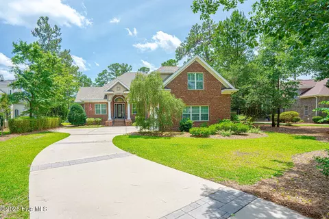 545 Gladstone Cir SW, Ocean Isle Beach, NC 28469