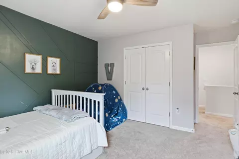 Bedroom - 71 Evening Walk, Hampstead, NC 28443 photo 6 of 8
