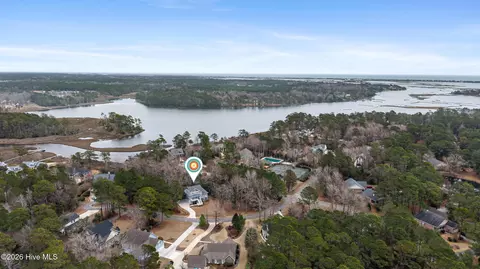 View/Area - 104 W High Bluff Dr, Hampstead, NC 28443 photo 6 of 9