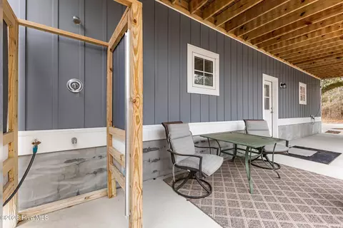 Exterior - 104 W High Bluff Dr, Hampstead, NC 28443 photo 10 of 15