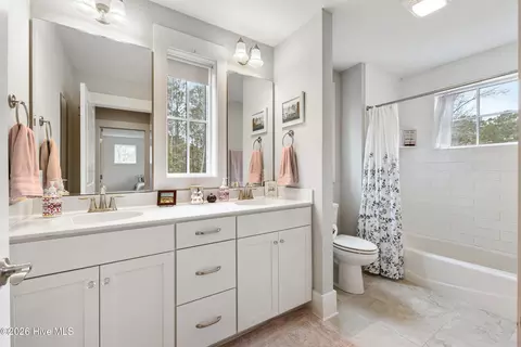 Bath - 104 W High Bluff Dr, Hampstead, NC 28443 photo 4 of 5