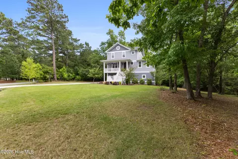 Exterior - 104 W High Bluff Dr, Hampstead, NC 28443 photo 4 of 15