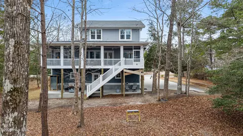 Exterior - 104 W High Bluff Dr, Hampstead, NC 28443 photo 11 of 15