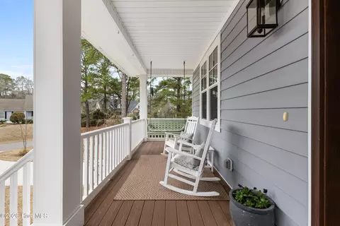 Exterior - 104 W High Bluff Dr, Hampstead, NC 28443 photo 3 of 15