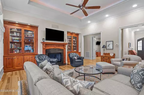 Living - 11 Whithorn Ct, Pinehurst, NC 28374 photo 1 of 3