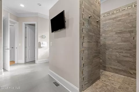 Bath - 11 Whithorn Ct, Pinehurst, NC 28374 photo 1 of 5
