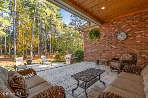 Exterior - 11 Whithorn Ct, Pinehurst, NC 28374 photo 10 of 13