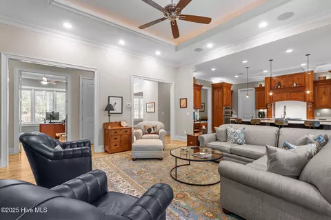 Living - 11 Whithorn Ct, Pinehurst, NC 28374 photo 2 of 3