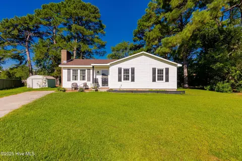 114 Wolfpack Ct, Havelock, NC 28532