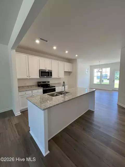 1410 Cooper St, Sanford, NC 27330