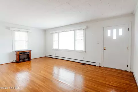 Living - 4237 Downing Rd, Wilson, NC 27893 photo 2 of 3