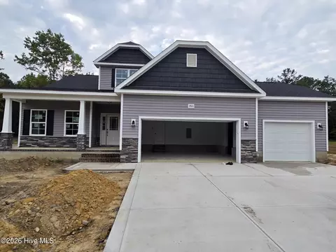2920 Loch Ct, Grimesland, NC 27837