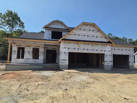 2920 Loch Ct, Grimesland, NC 27837