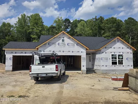 2937 Loch Ct, Grimesland, NC 27837