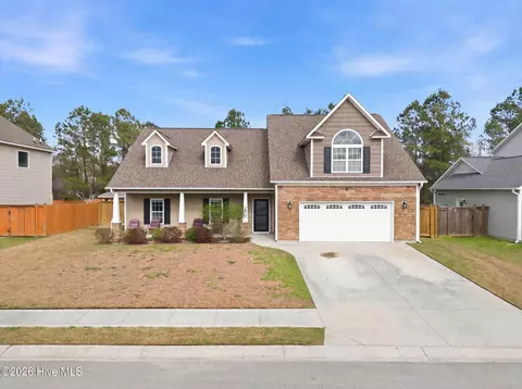 815 Tuscarora Trl, Jacksonville, NC 28546
