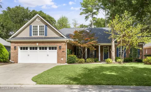 8904 Plantation Landing Dr, Wilmington, NC 28411