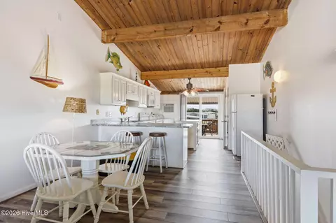 Dining - 201 Freeman Ln #A, Atlantic Beach, NC 28512 photo 1 of 1