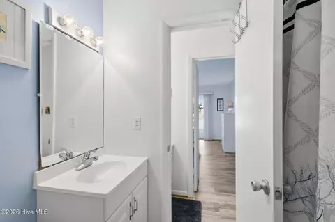 Bath - 201 Freeman Ln #A, Atlantic Beach, NC 28512 photo 2 of 3