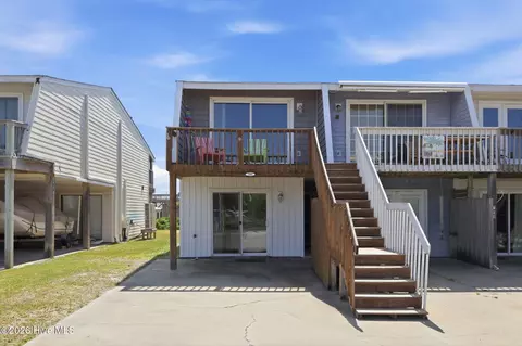201 Freeman Ln #A, Atlantic Beach, NC 28512