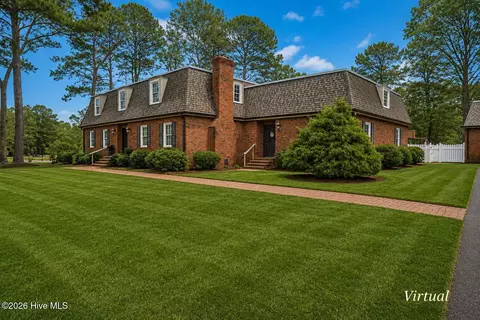803 E Beechtree Dr, Nashville, NC 27856