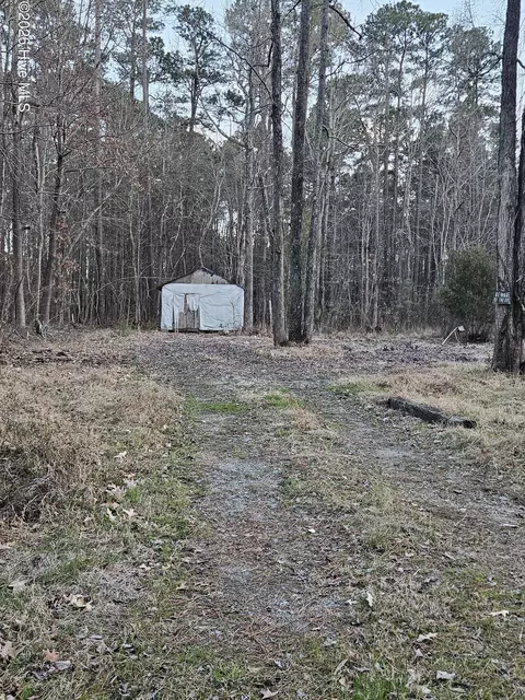 109 Pinewood Trl, Hertford, NC 27944