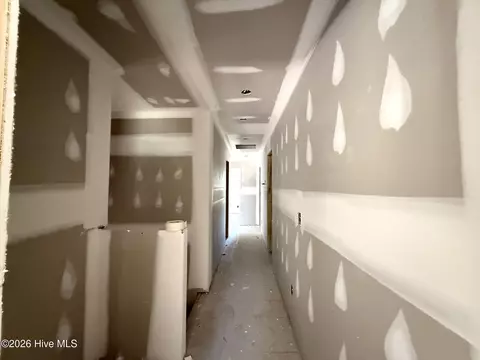 Entry Way - 505 Nc Hwy 172, Hubert, NC 28539 photo 2 of 3