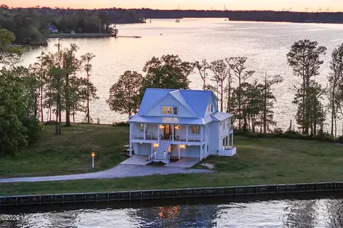 333 N Island Xing, Edenton, NC 27932