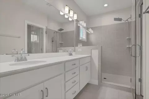 Bath - 230 E Maritt St, Hampstead, NC 28443 photo 1 of 3