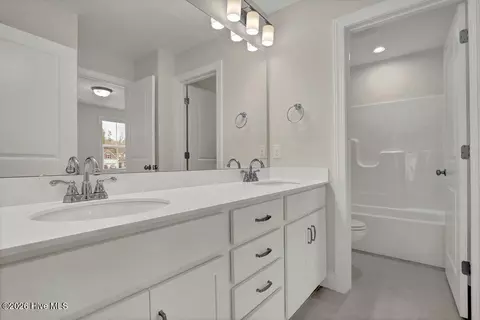 Bath - 230 E Maritt St, Hampstead, NC 28443 photo 2 of 3