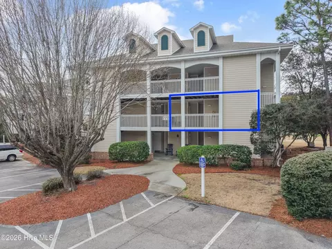 3350 Club Villas Dr #604, Southport, NC 28461